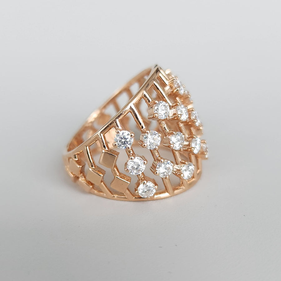 Danza Scintillante - 18K Gold Lab Grown Moissanite / Diamond Multi-Row Ring