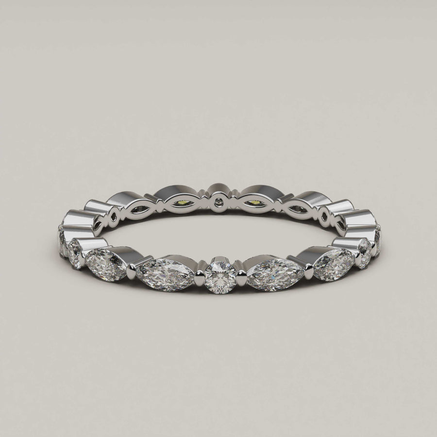 Giovane - Feminine Moissanite Eternity Ring in 18ct Gold - Vucceli